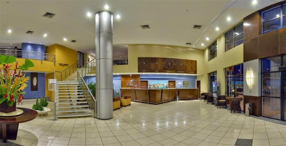 Iate Plaza - Flat 312 Particular Hotel ฟอร์ตาเลซา ภายนอก รูปภาพ